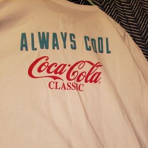 💲Always FRESH Coca Cola Tee Lrg